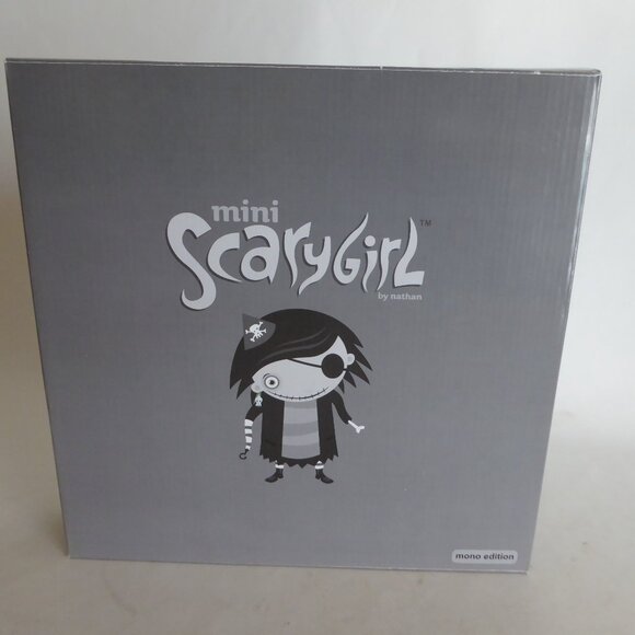 RARE NEW 2005 3” SCARY GIRL MONO BLACK WHITE EDITION DESIGNER VINYL FIGURE SET - Picture 16 of 16